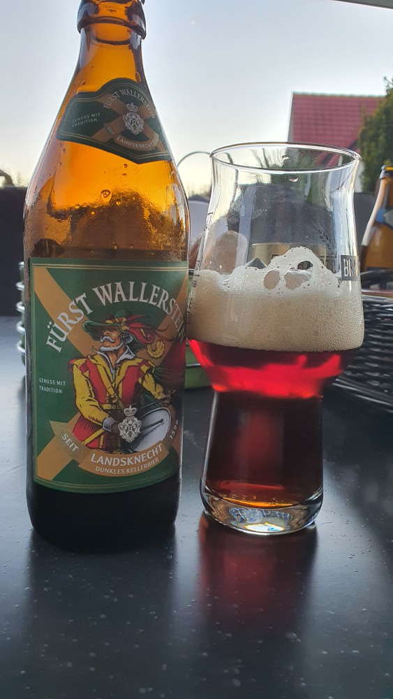 Fürst Wallerstein  dunkles Kellerbier